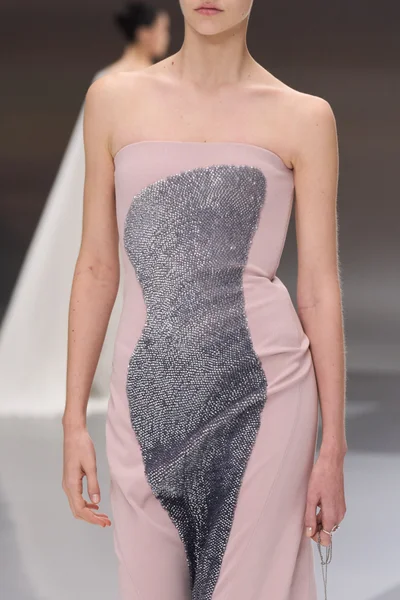 Look 74